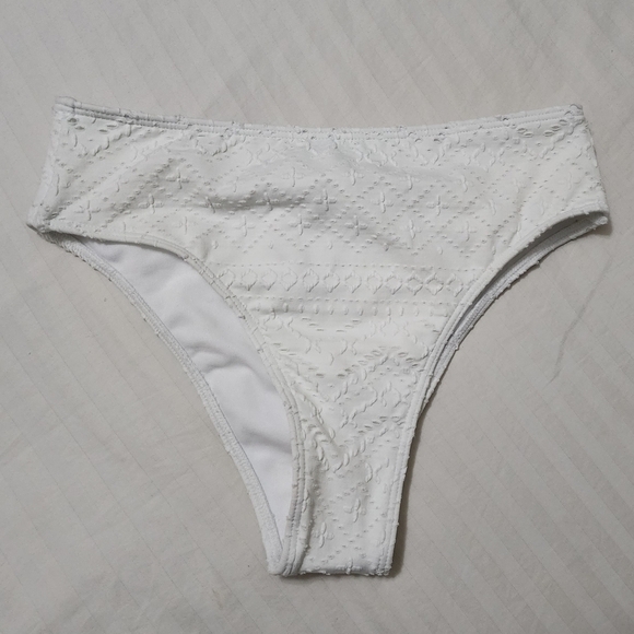 NEW Roxy Women's Quiet Beauty Cheeky Bikini Bottom in White size Small - Picture 1 of 5